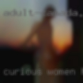 Curious women Houma
